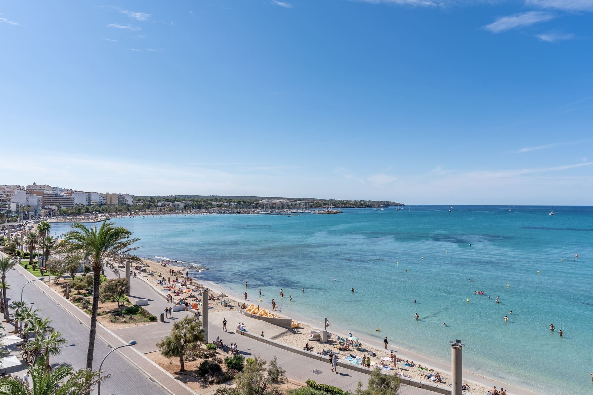 06 Spectacular First-Line Luxury Four-Bedroom Penthouse with Sea Views and Spacious Terrace - Homes In Mallorca