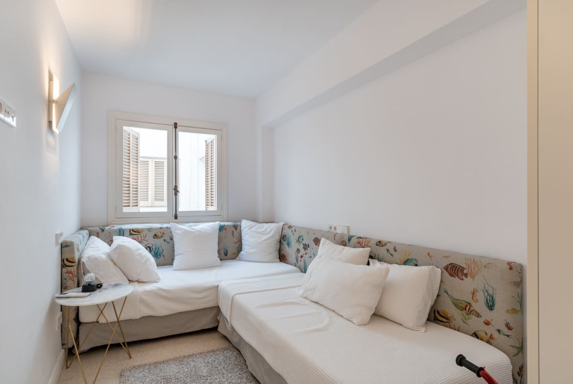 Spectacular First-Line Luxury Four-Bedroom Penthouse with Sea Views and Spacious Terrace - Homes In Mallorca