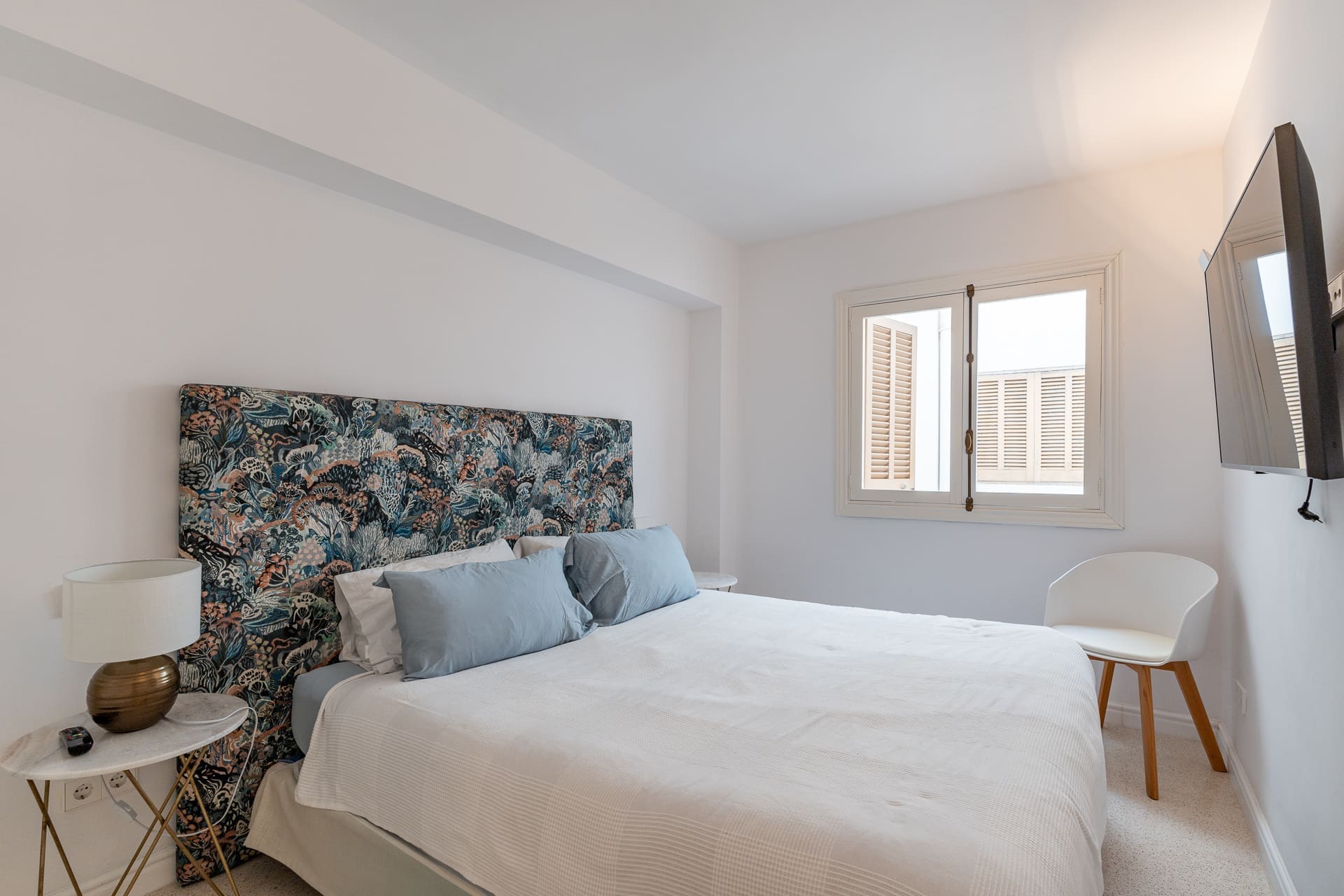 13 Spectacular First-Line Luxury Four-Bedroom Penthouse with Sea Views and Spacious Terrace - Homes In Mallorca