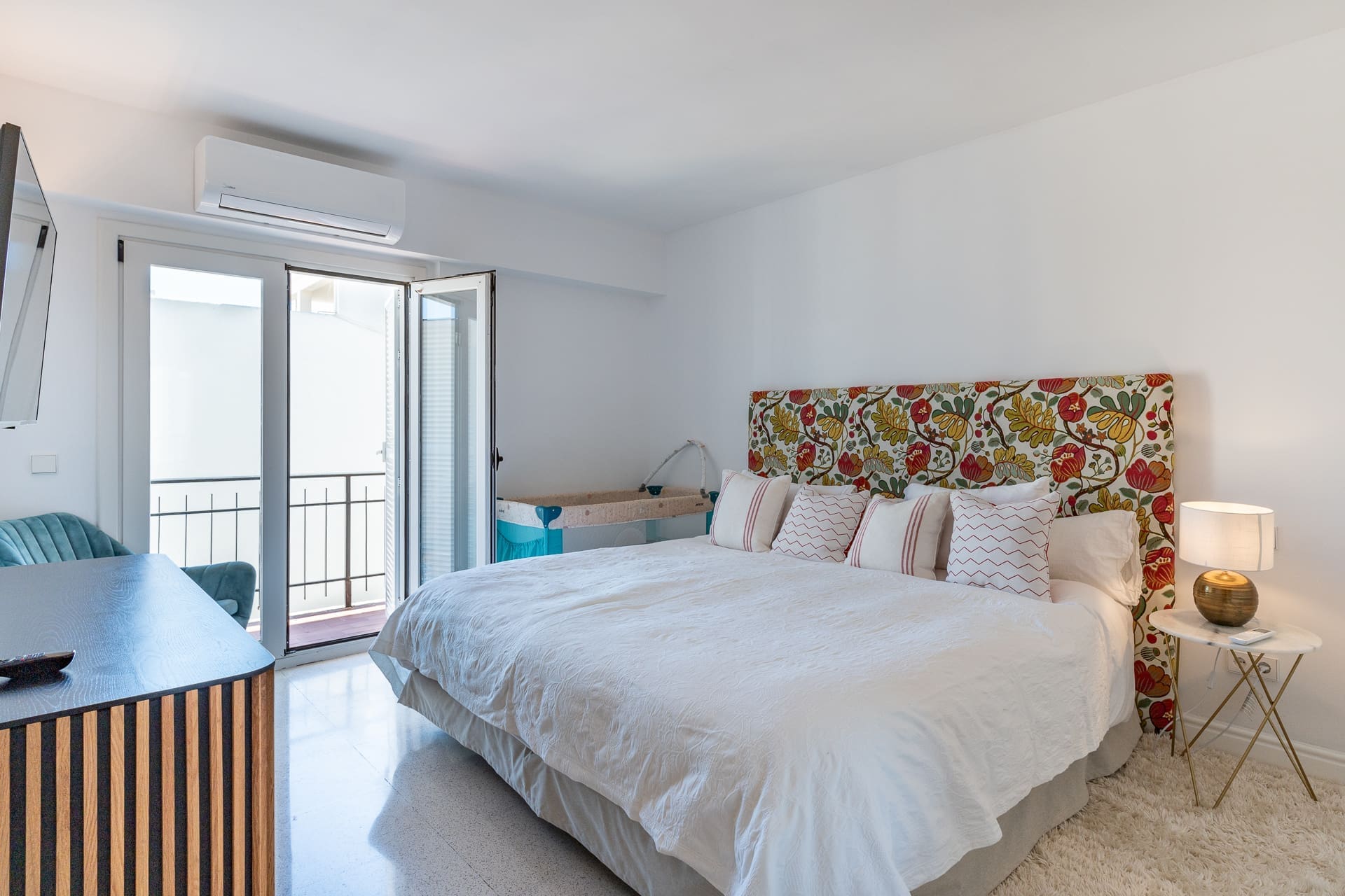 15 Spectacular First-Line Luxury Four-Bedroom Penthouse with Sea Views and Spacious Terrace - Homes In Mallorca