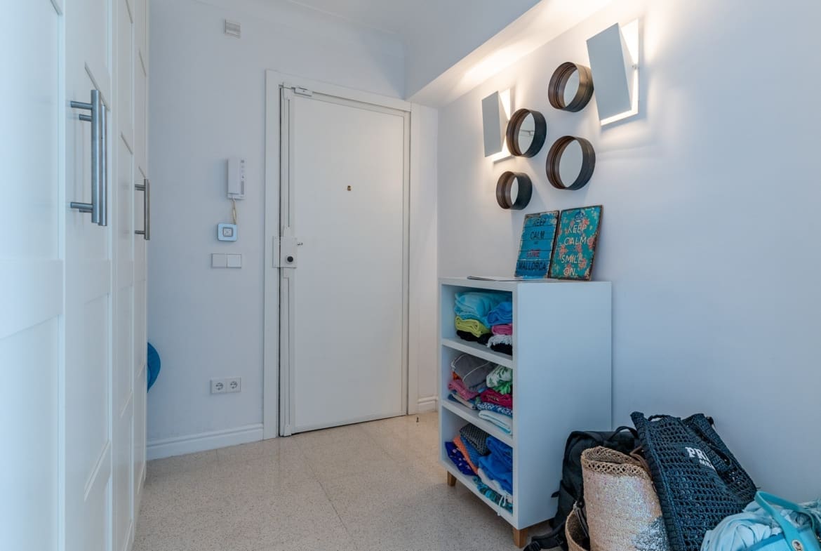 Spectacular First-Line Luxury Four-Bedroom Penthouse with Sea Views and Spacious Terrace - Homes In Mallorca