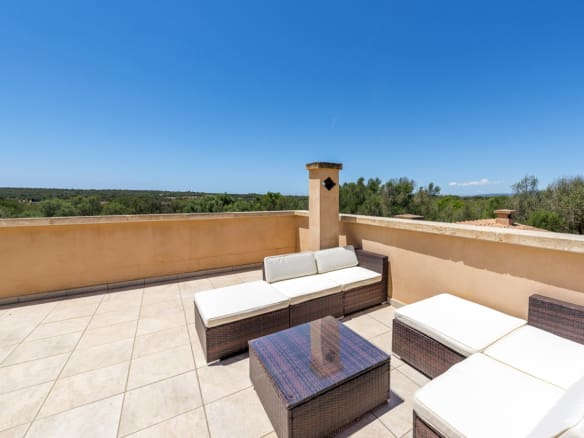 Stunning House with Pool and Expansive Garden – Available for Short or Long-Term Rental - Homes in Mallorca