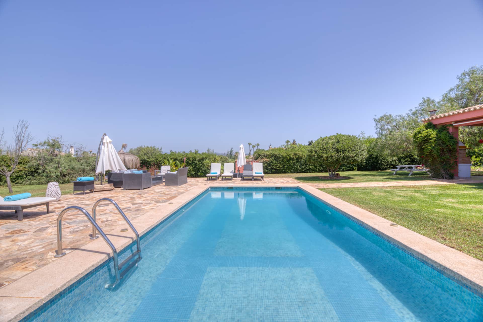 d8428278-b223-4dd8-8f7a-411b152a54f9