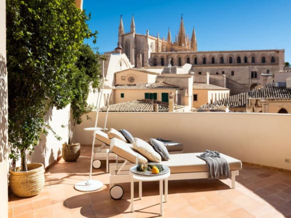 Homes In Mallorca Soul Palace – A masterpiece of history in the heart of Palma’s old town - Cathedral