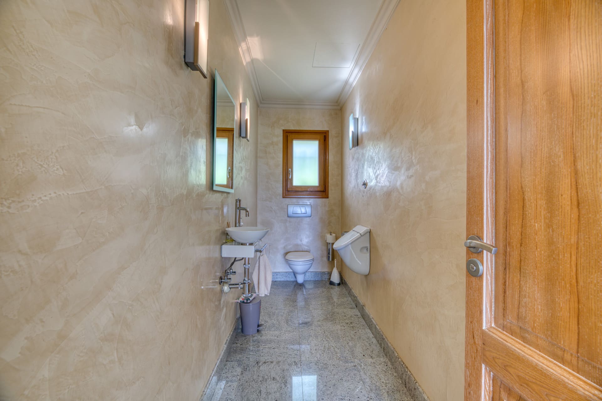 1750159745-ff41a88a-3389-43a9-88fb-4e18477cd73d