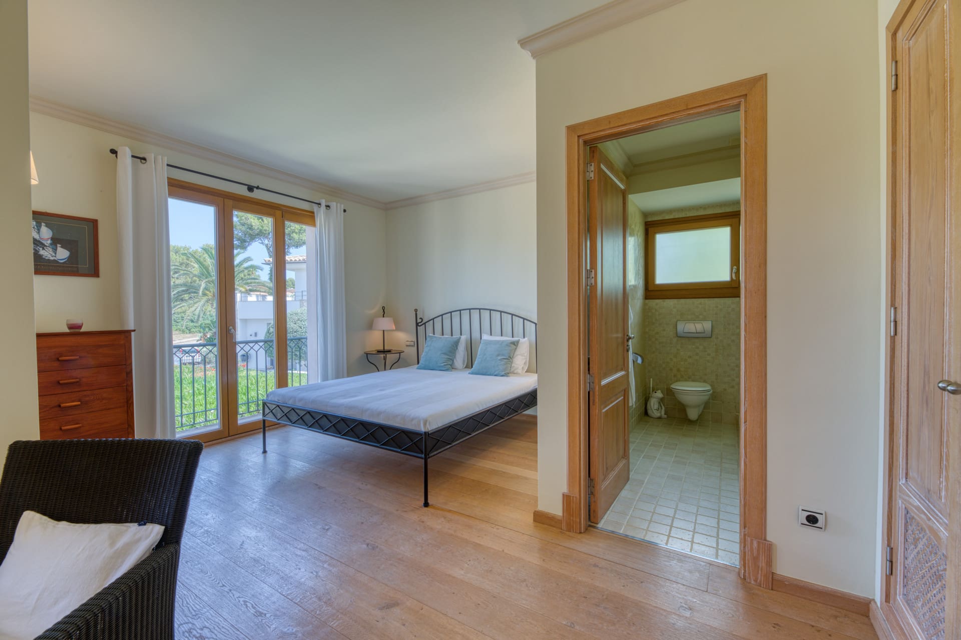 1750159768-04bba953-15f4-4b5f-9112-6b67a1cb1eeb