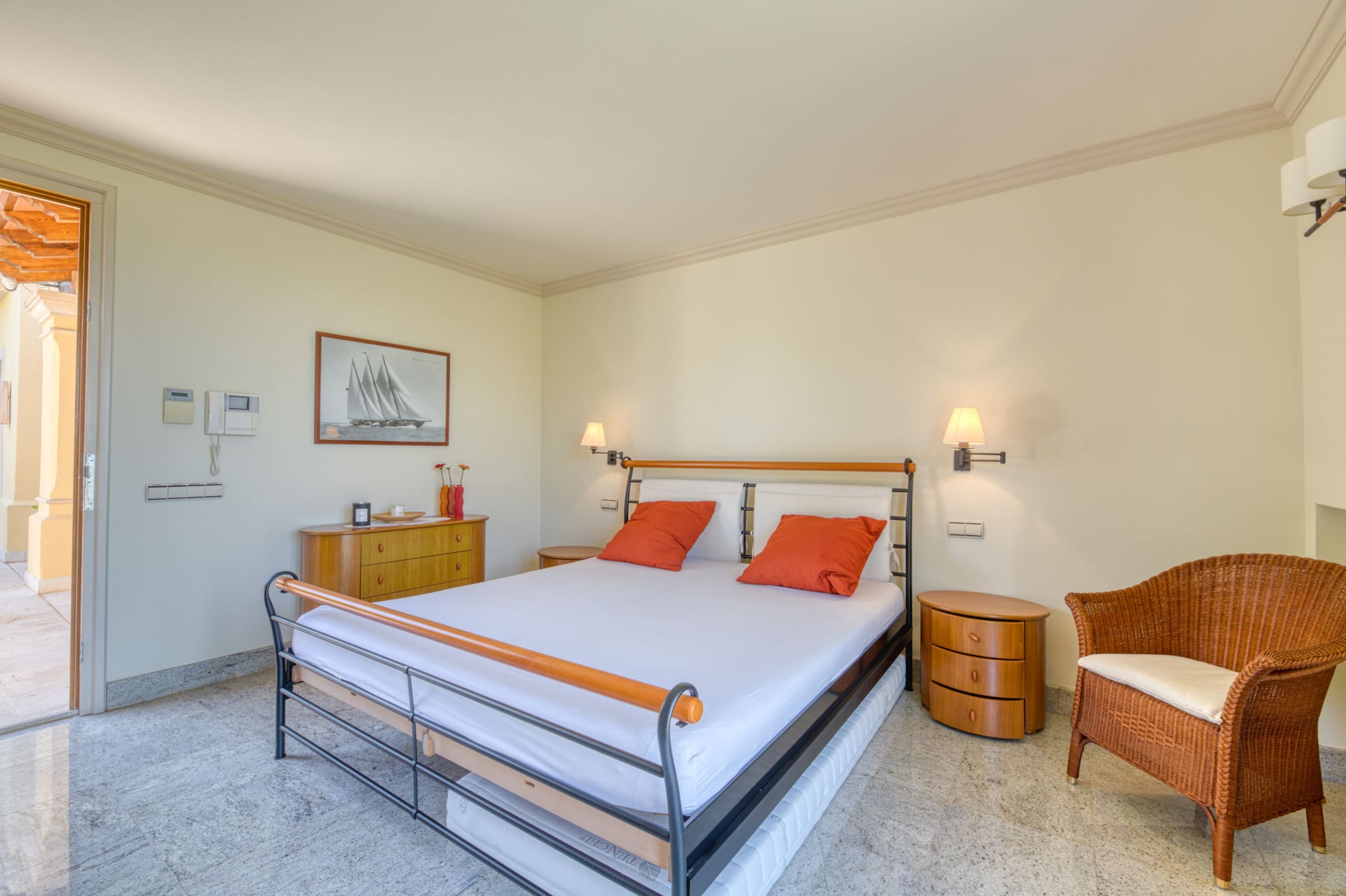 1750159807-fef31f1d-85ae-417e-a0c8-2f1a0d3a1031