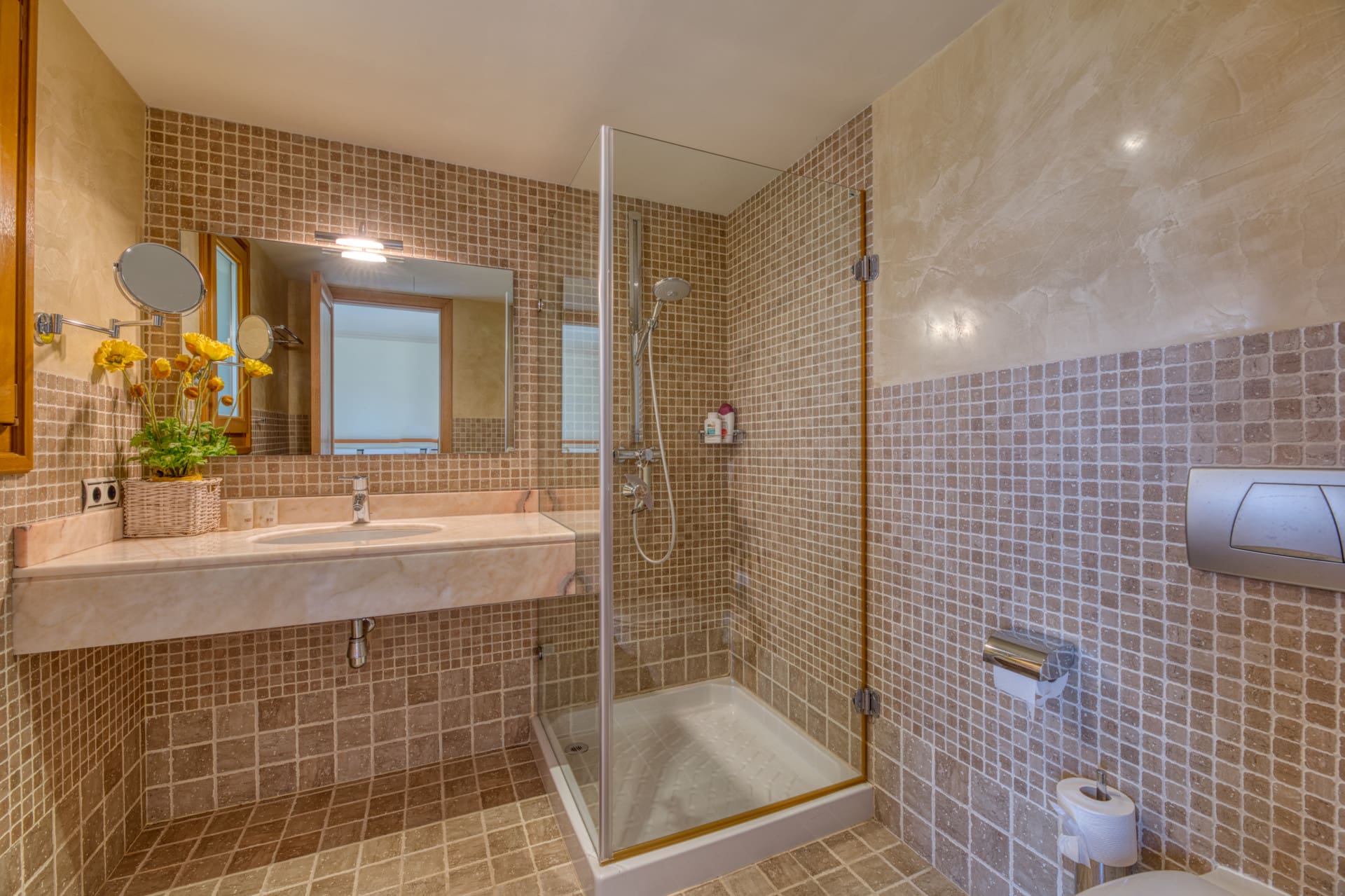 1750159812-c6767da3-9cb7-4ee8-a1f9-c8ce55c6fa32