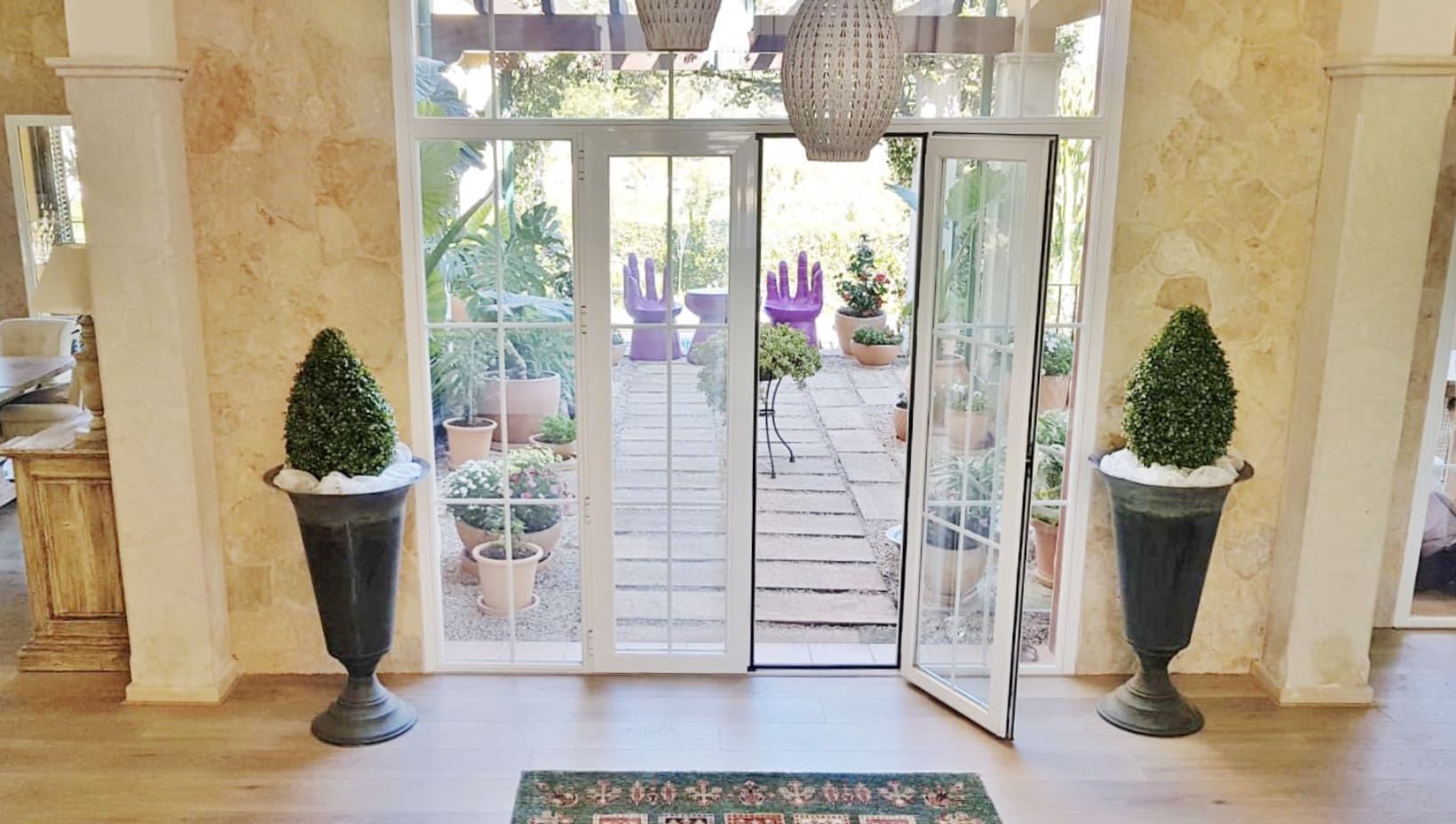 1750159919-1488fb95-7ee3-4d17-ace6-a93a57c24012