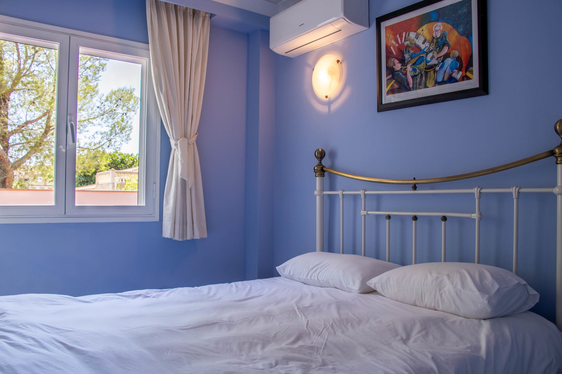 1750159973-3947afce-3875-486b-8344-6a7d9776cade