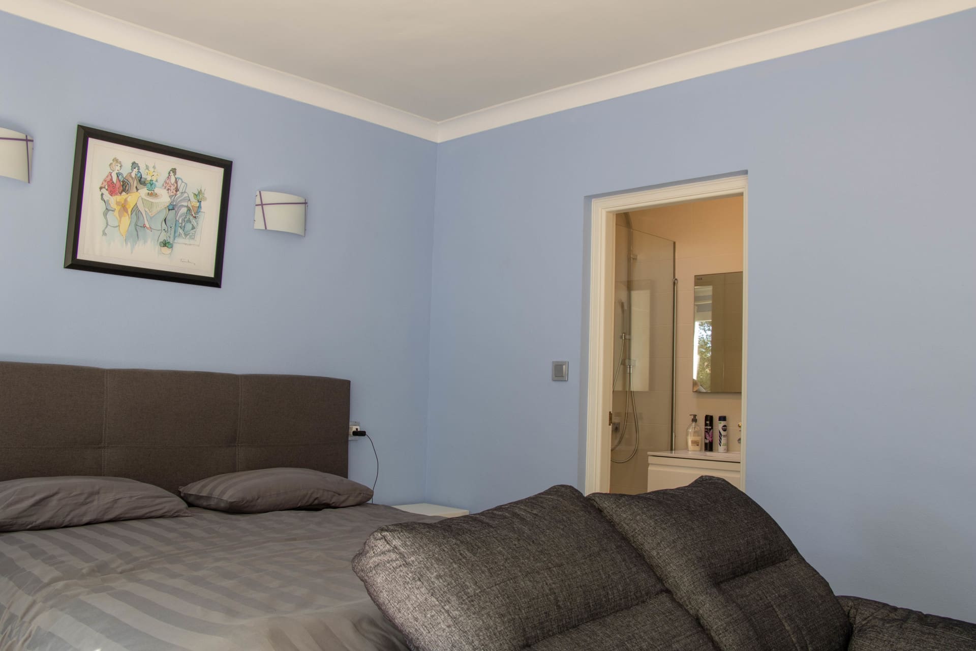 1750159981-52223372-225e-4d87-9b8a-955462a510a0