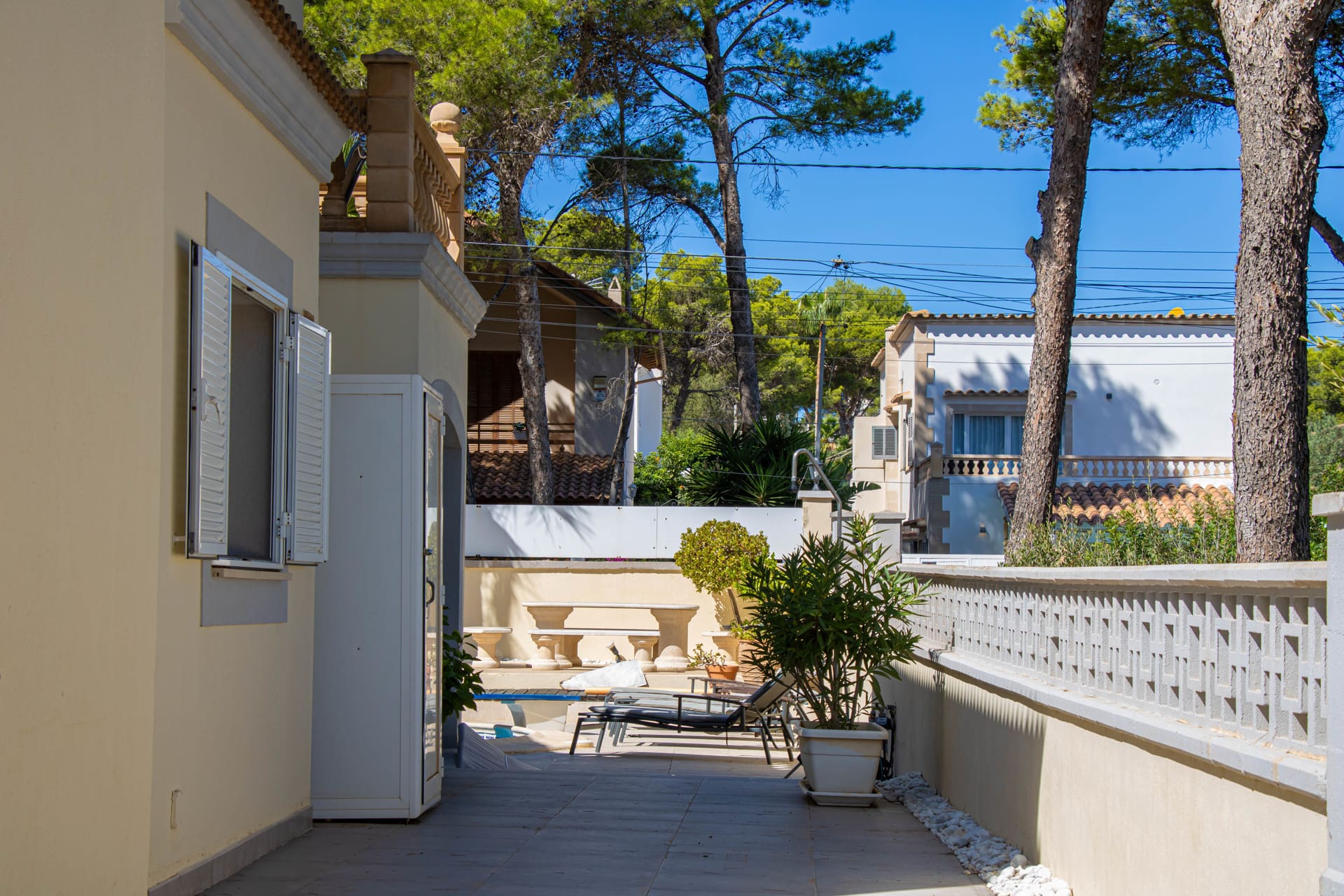 1750160001-23687c9f-c737-4288-a121-b15cee69908e