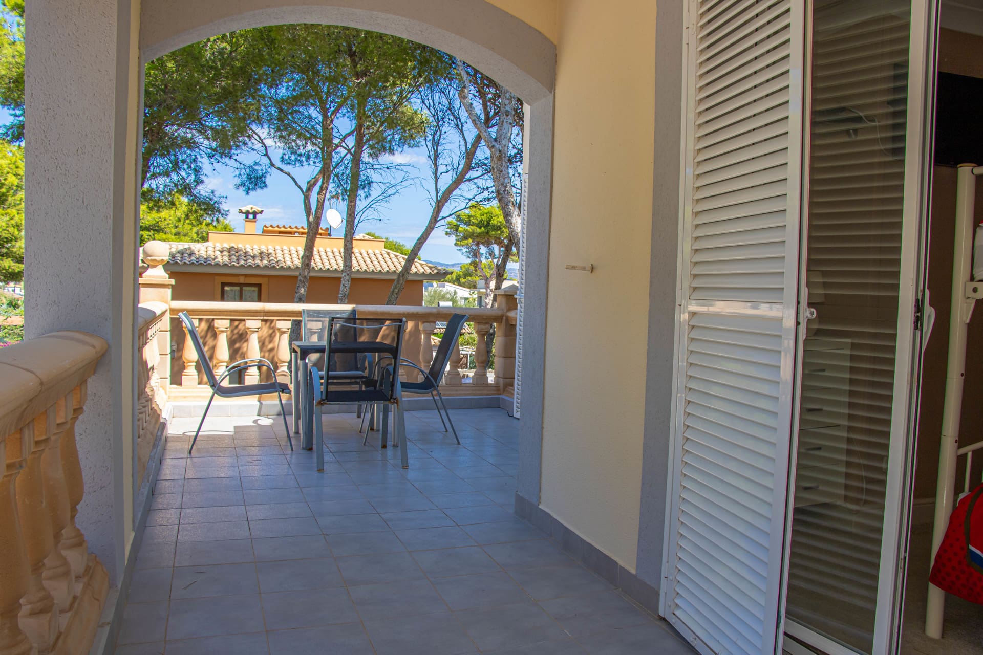 1750160003-2d526a72-76f5-436b-960f-7386fea2c43c