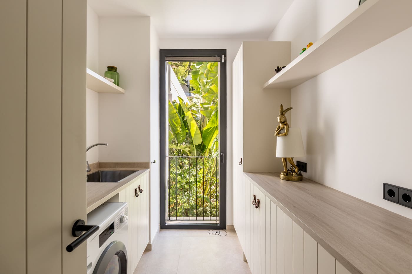 1750160151-94f2ca3d-3172-42a1-853f-1f43ed742769