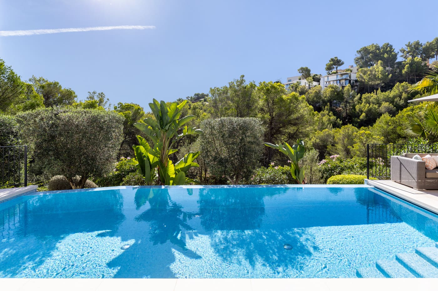 1750160173-e42cdc60-a303-4bf6-a2c1-586c7c2451b4