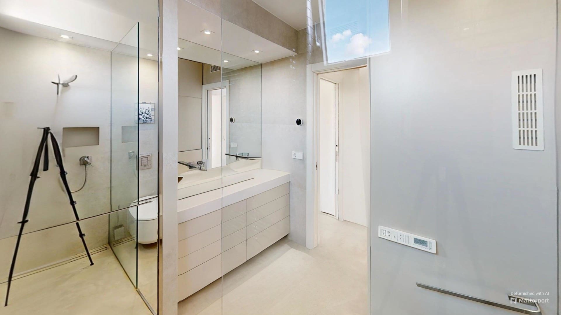 1750160257-2d0c0481-ea4d-42fc-9e78-68e178d7eb58