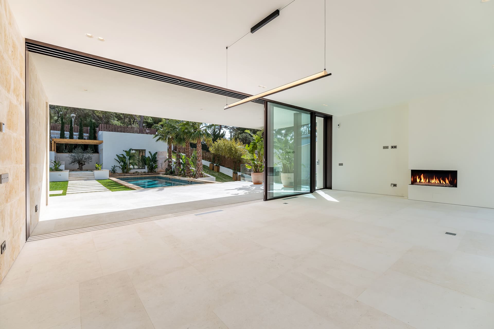 1750352511-272e4270-8d48-4024-8c66-8bf40d3ea032