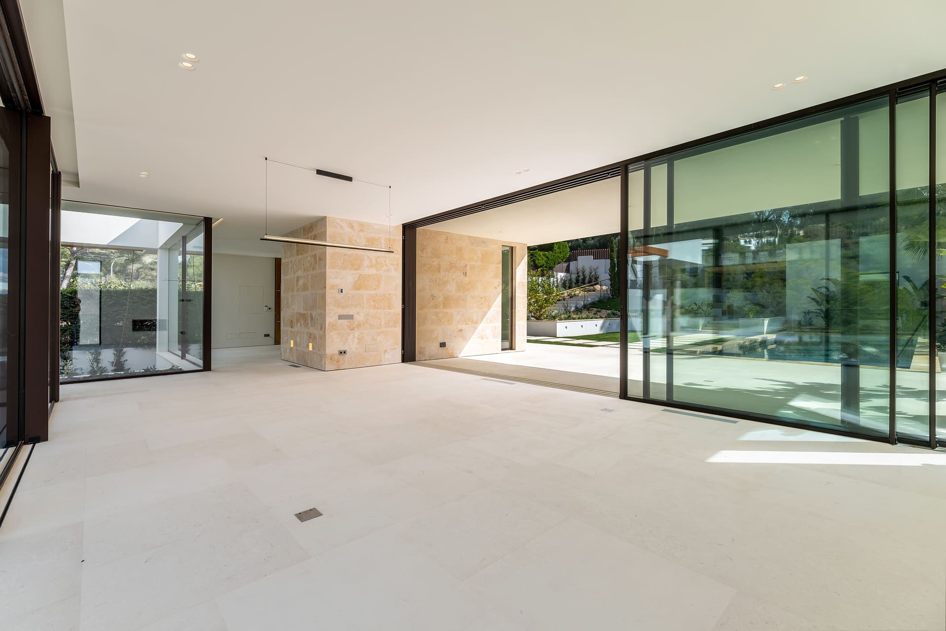 1750352513-75736e4c-5fbf-4cdd-954b-f3888d1a1fe5