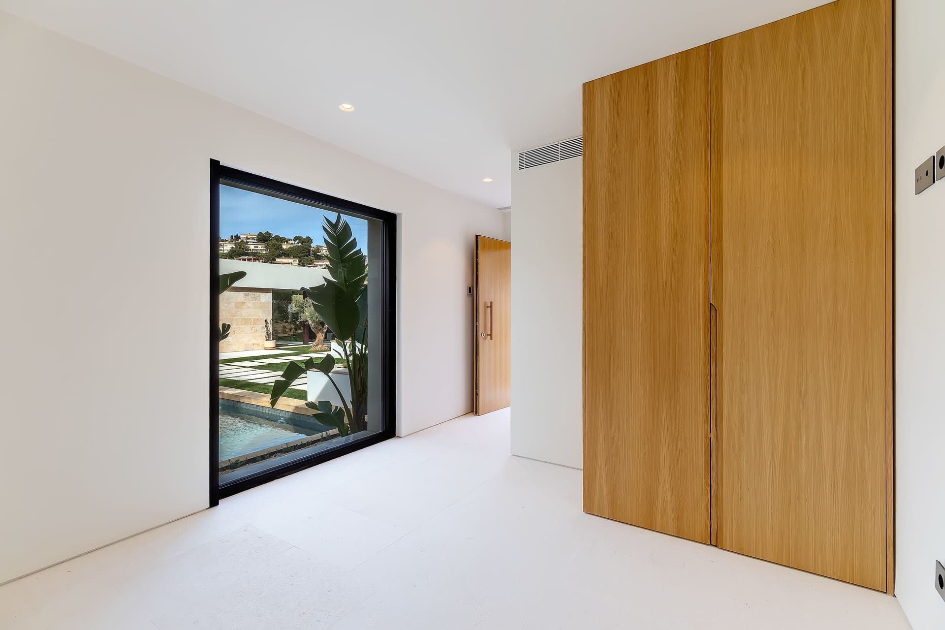 1750352520-89d3a14a-8a58-4123-88a5-1f250a3624e2