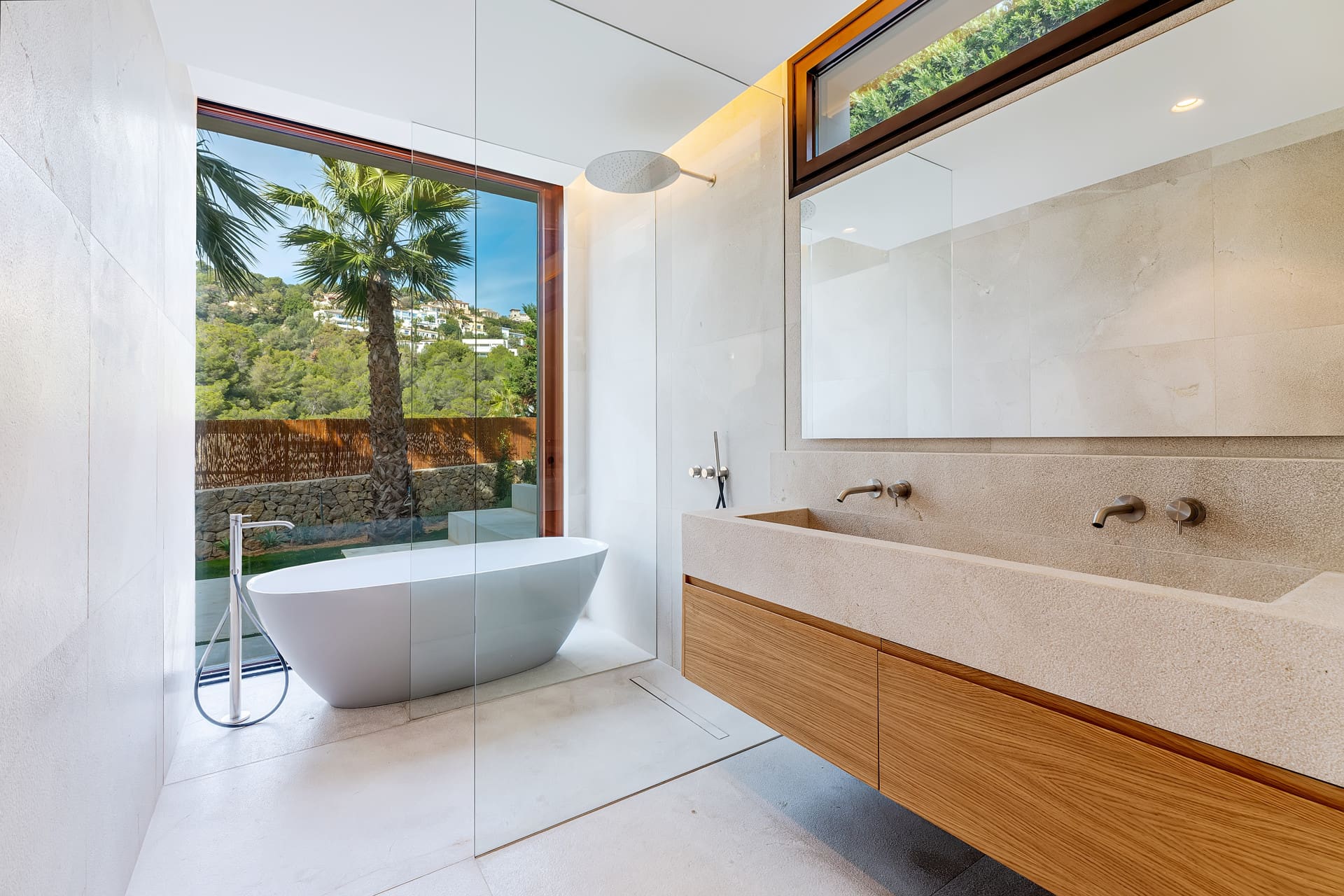 1750352524-dc3397cc-cd4d-40a5-8fbe-c53583fd9676