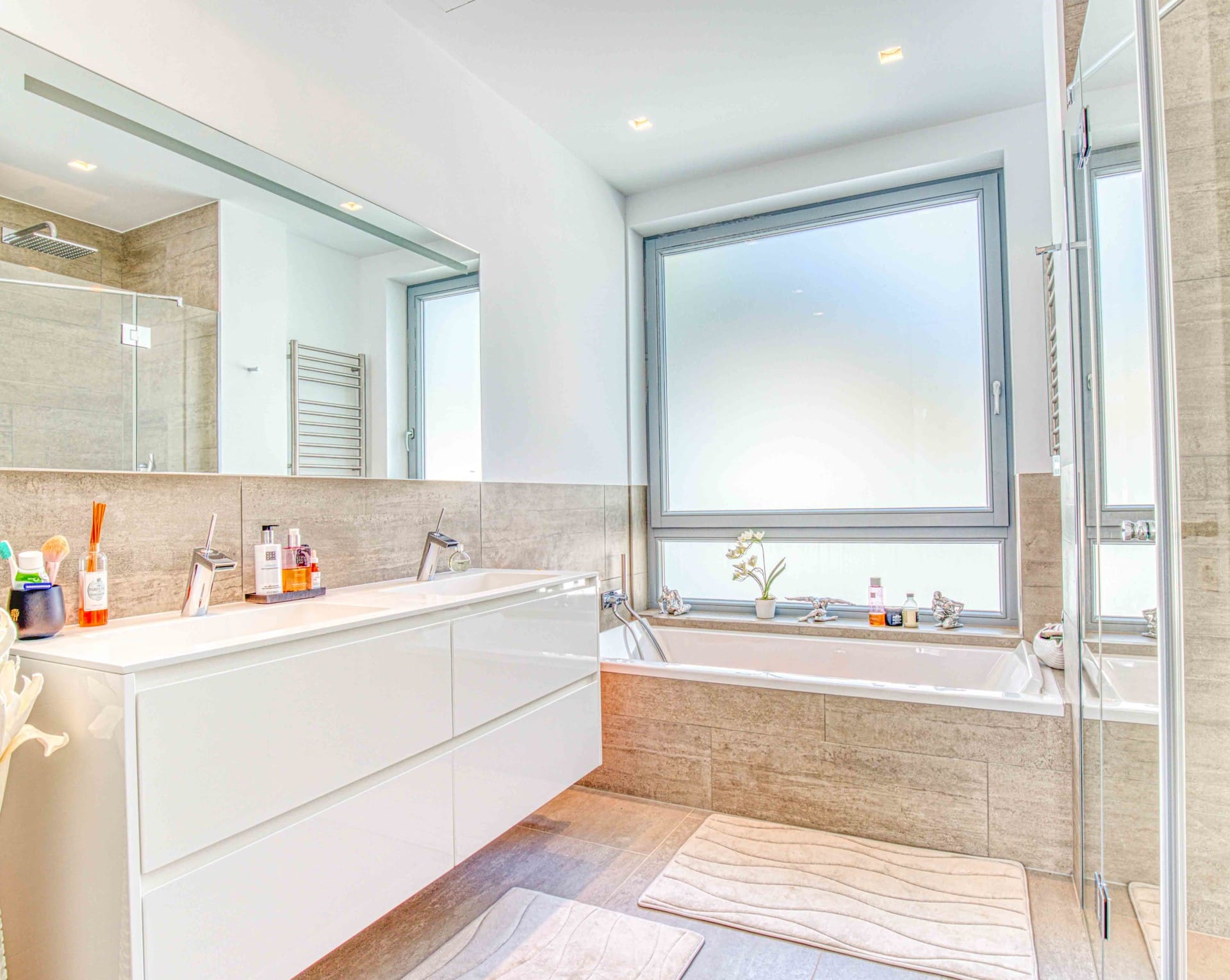 1750352569-8c49584c-4132-492c-9182-02709f0e9ec2