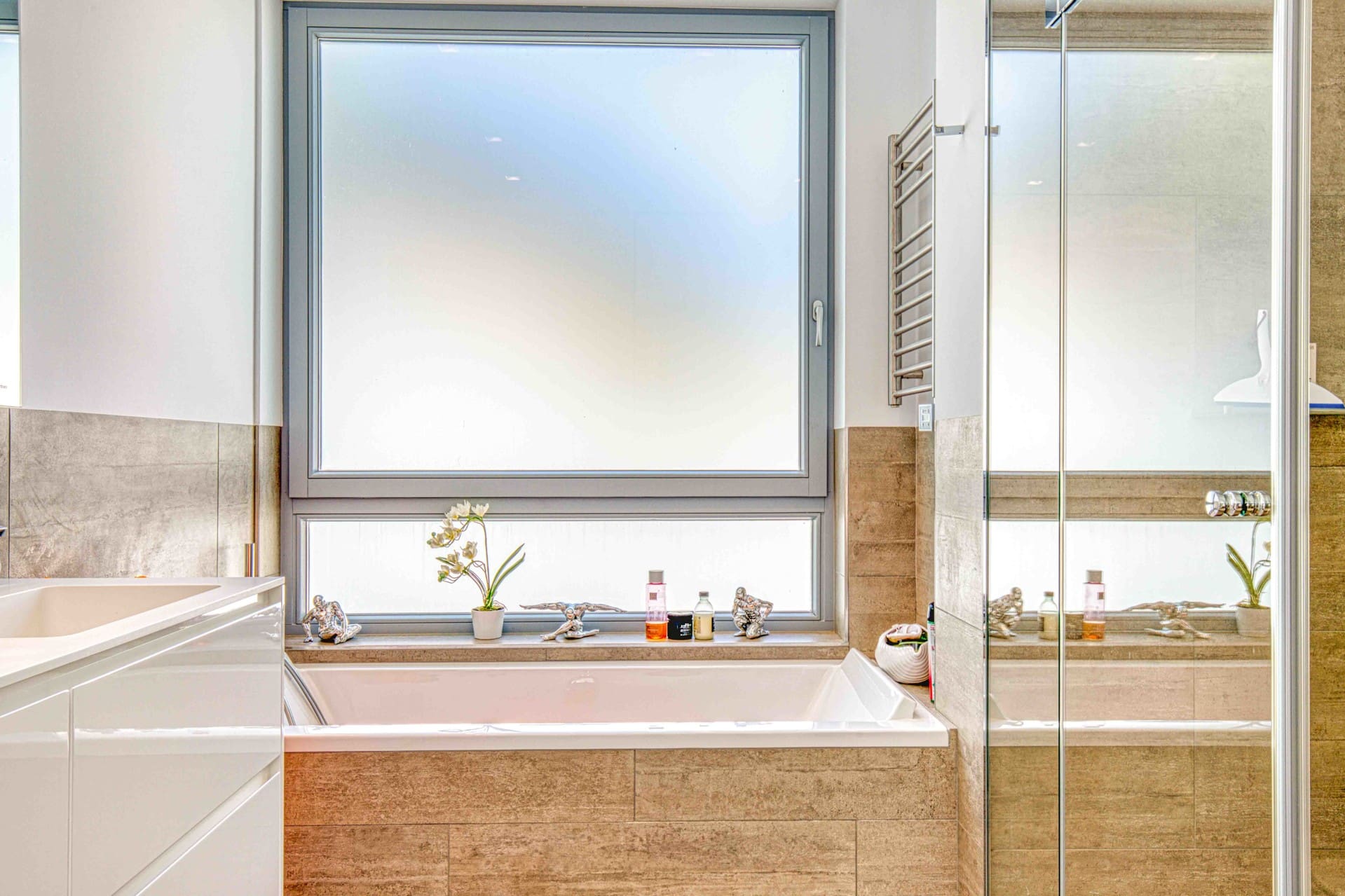 1750352592-73d90a8c-60f8-4707-8a26-f9b9bbc57c09