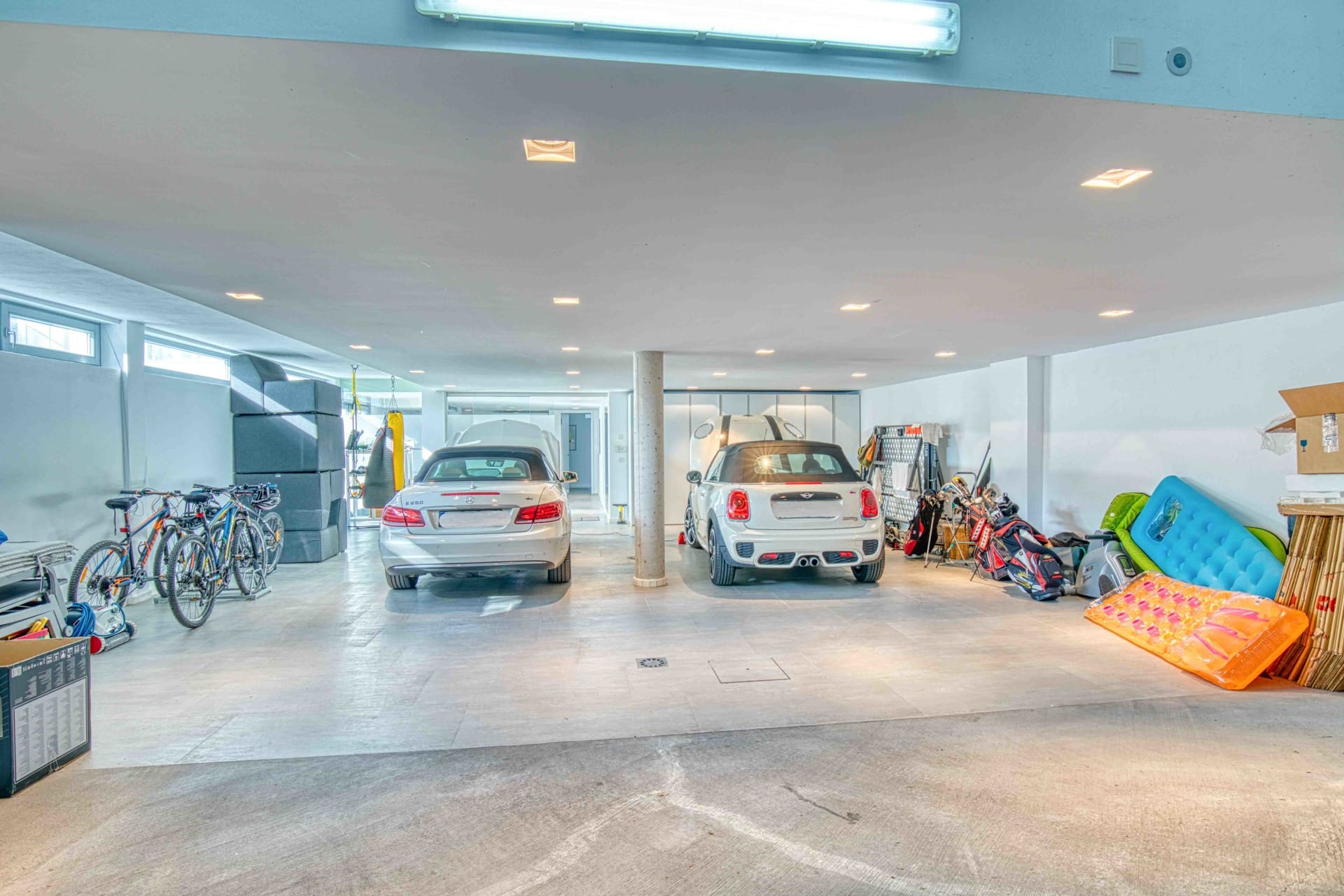 1750352605-9de084d5-6811-4f8f-8cbf-eef0bc6dd57a