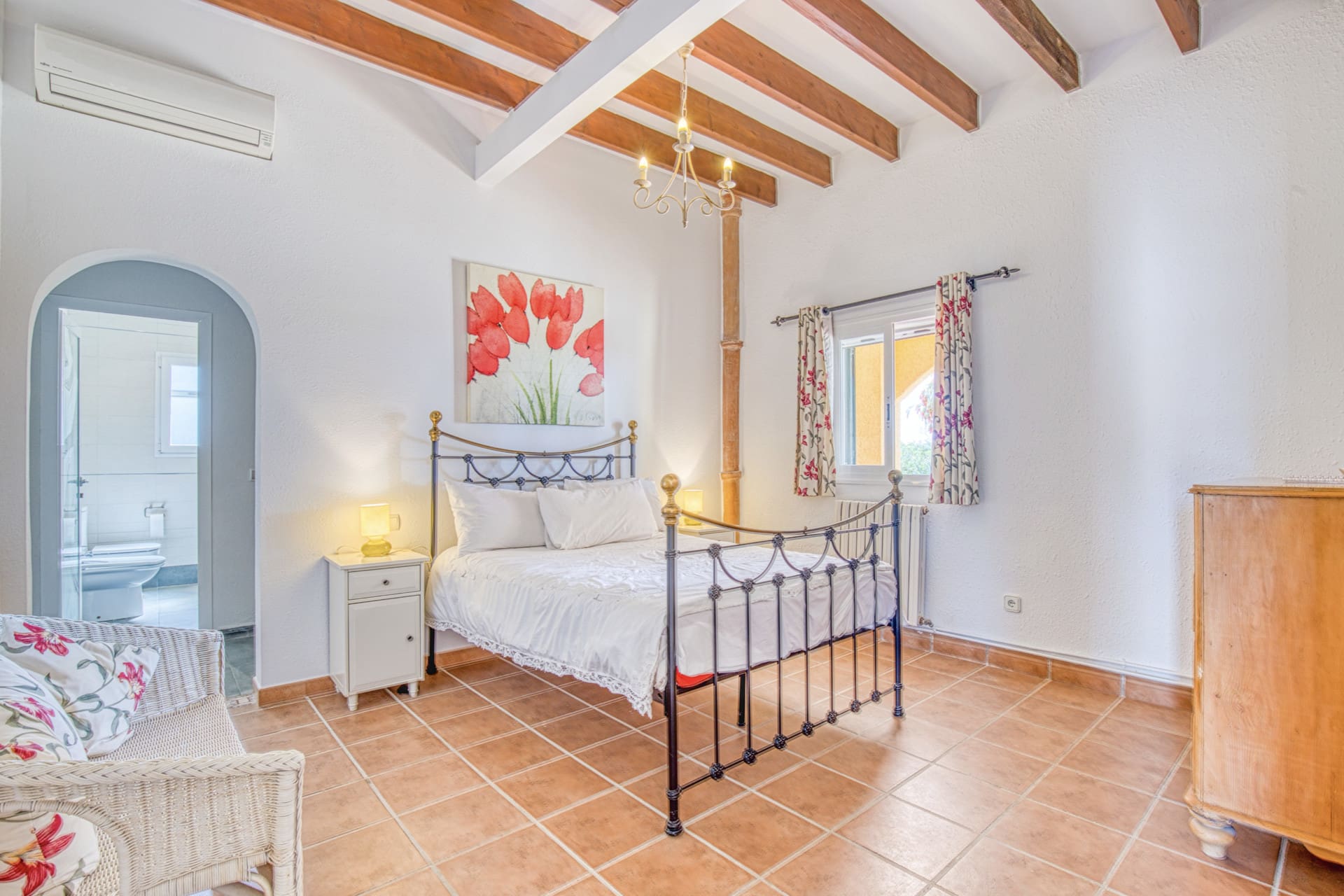 1750352799-76221424-cedf-4d22-ab57-0c121551ca77