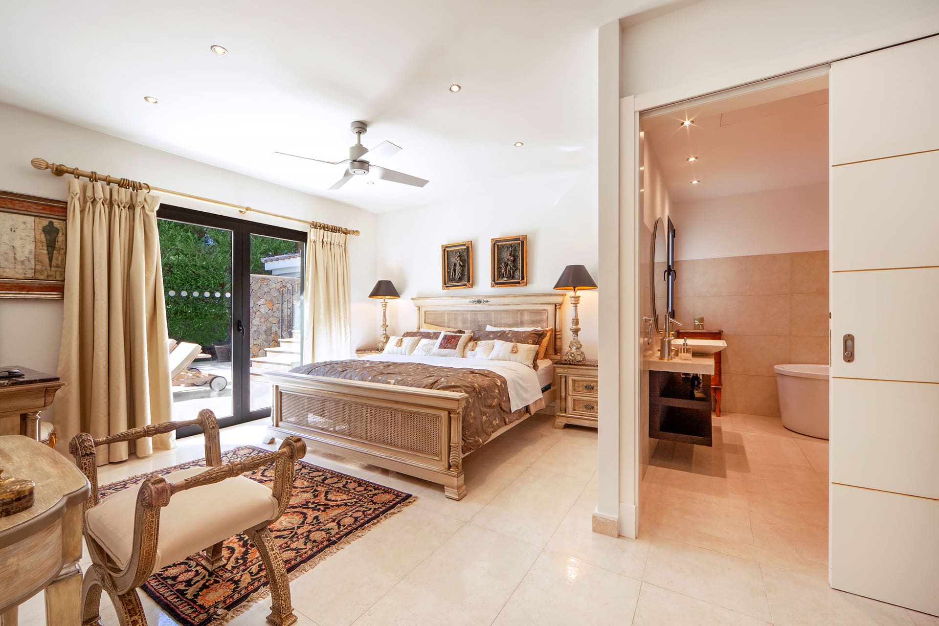 1750352966-0d379f72-4acc-4f01-af03-8f5ed0dab2e5