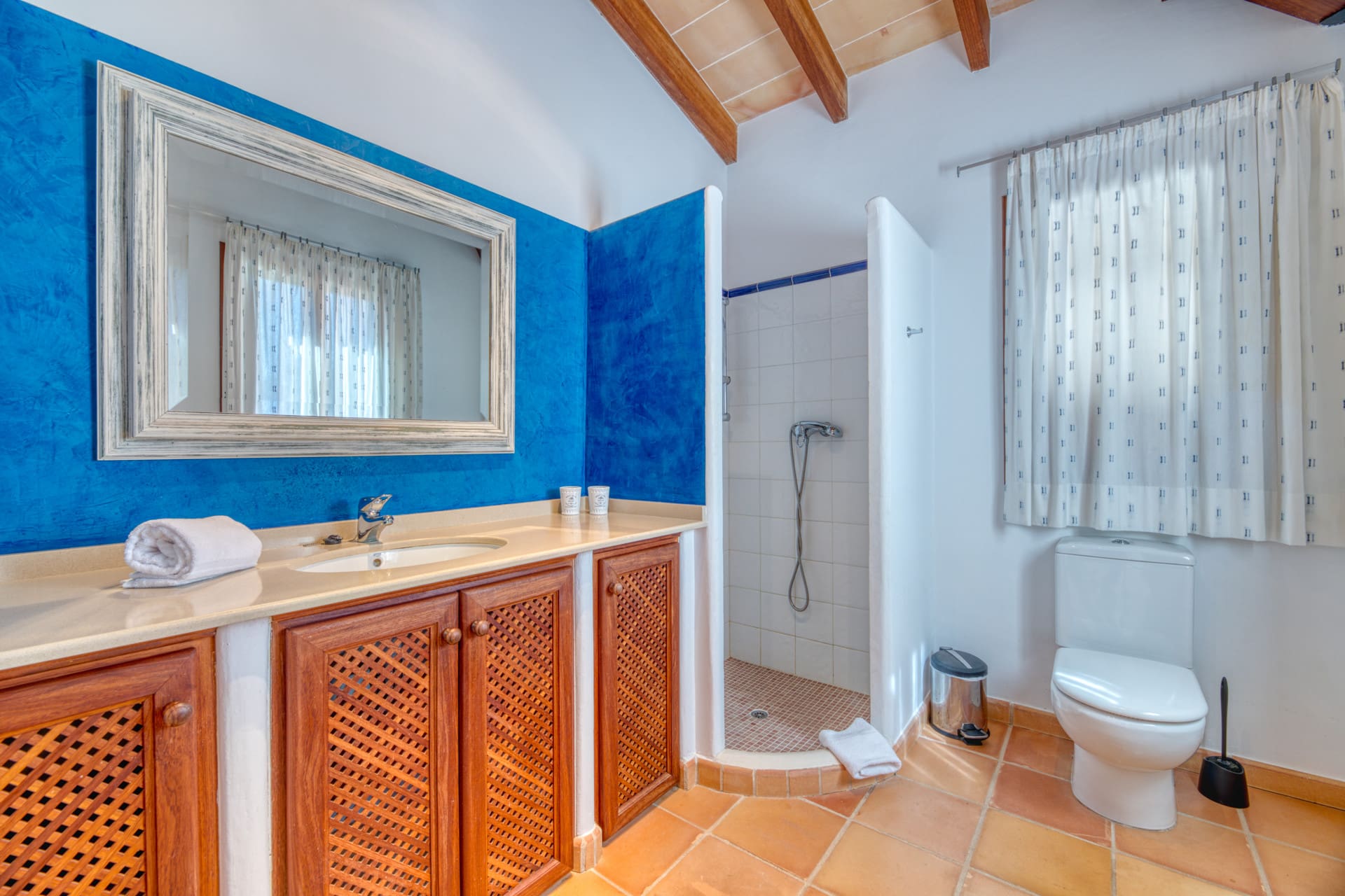 1750352989-cf286683-cf1b-4459-883f-f059a9fc5ba0