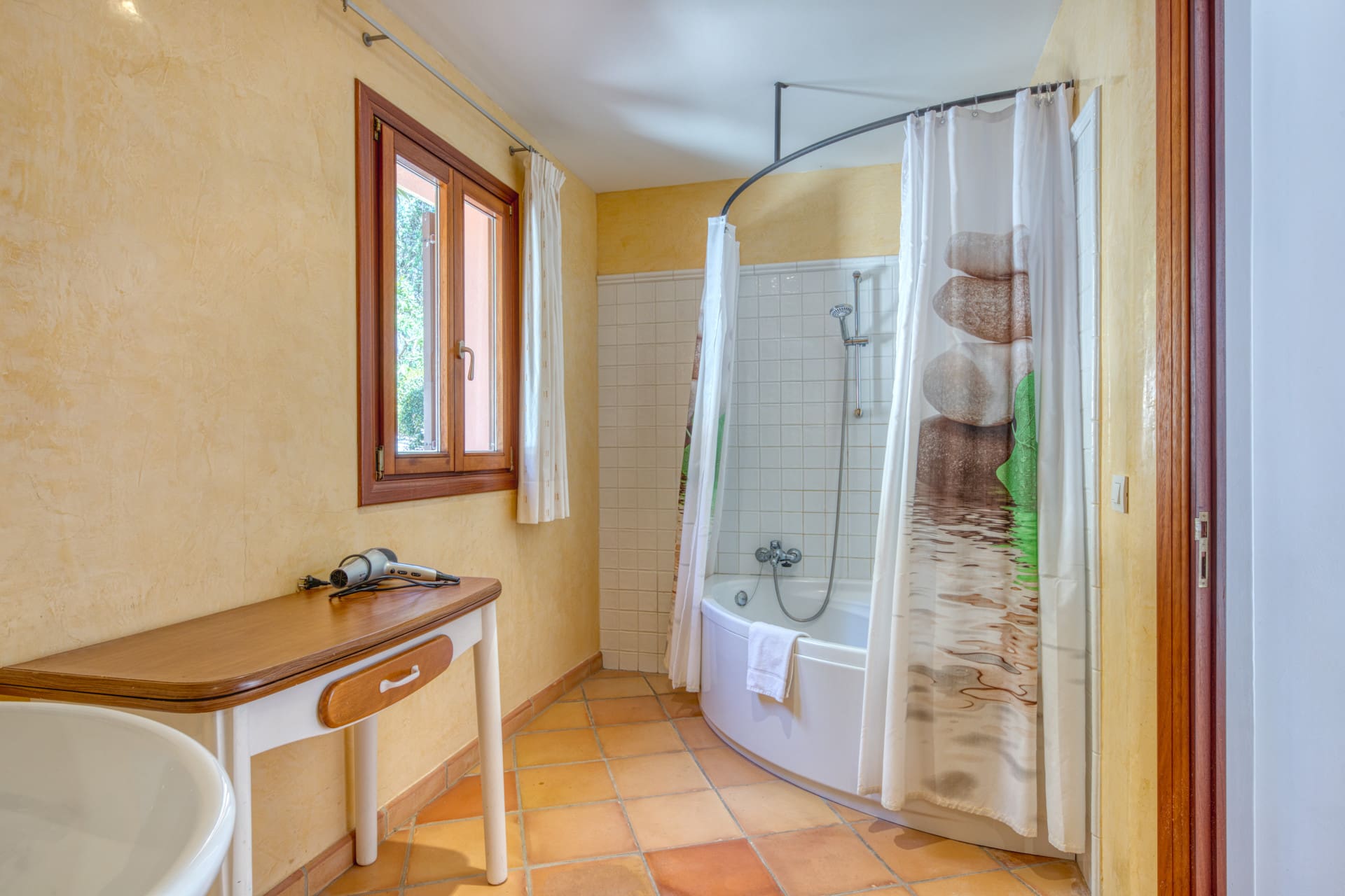 1750353007-94edb2d5-cbb7-4ecc-bcc8-50f64f6622f1