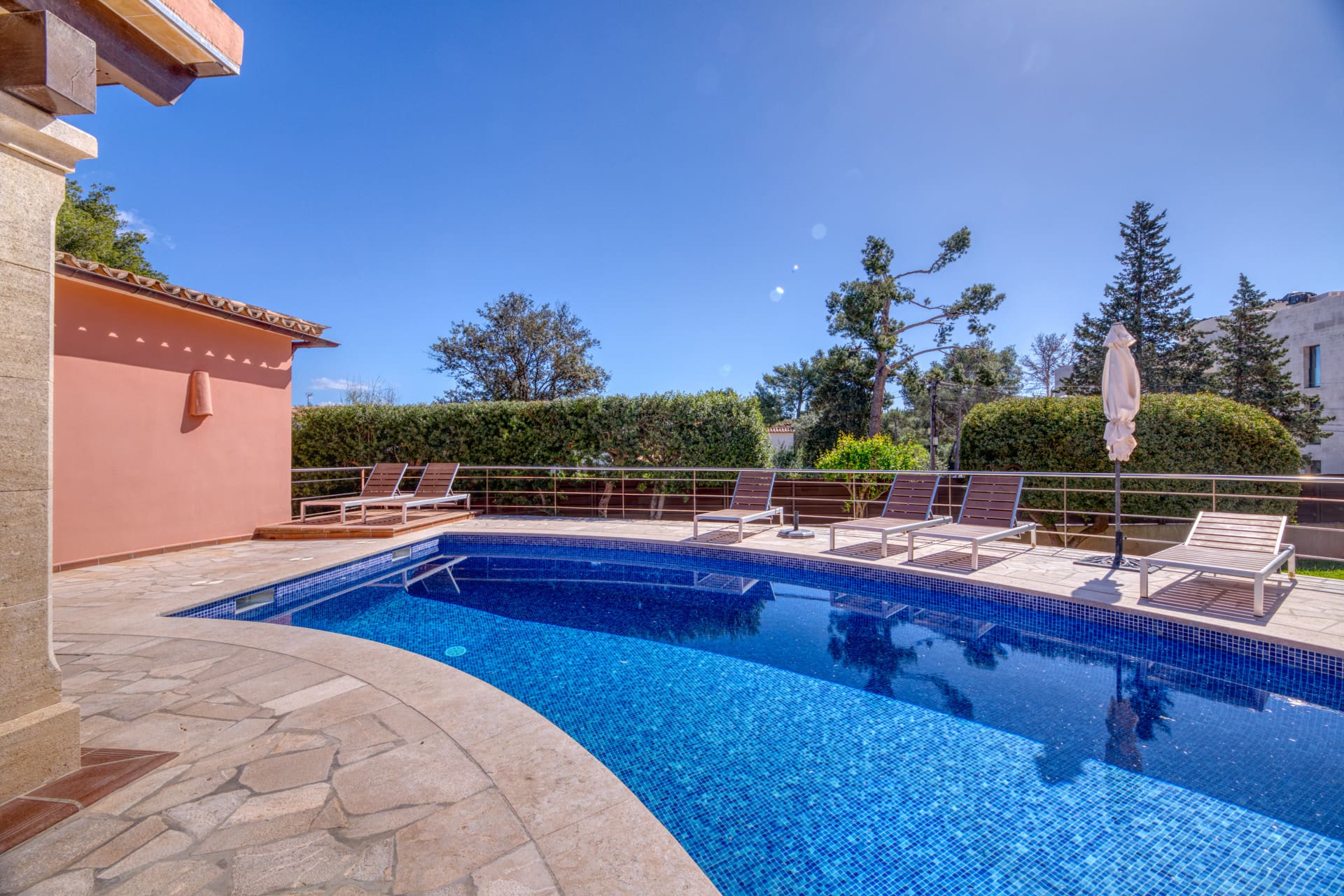 1750353016-7afb6949-7d76-4485-872b-04571d67522c