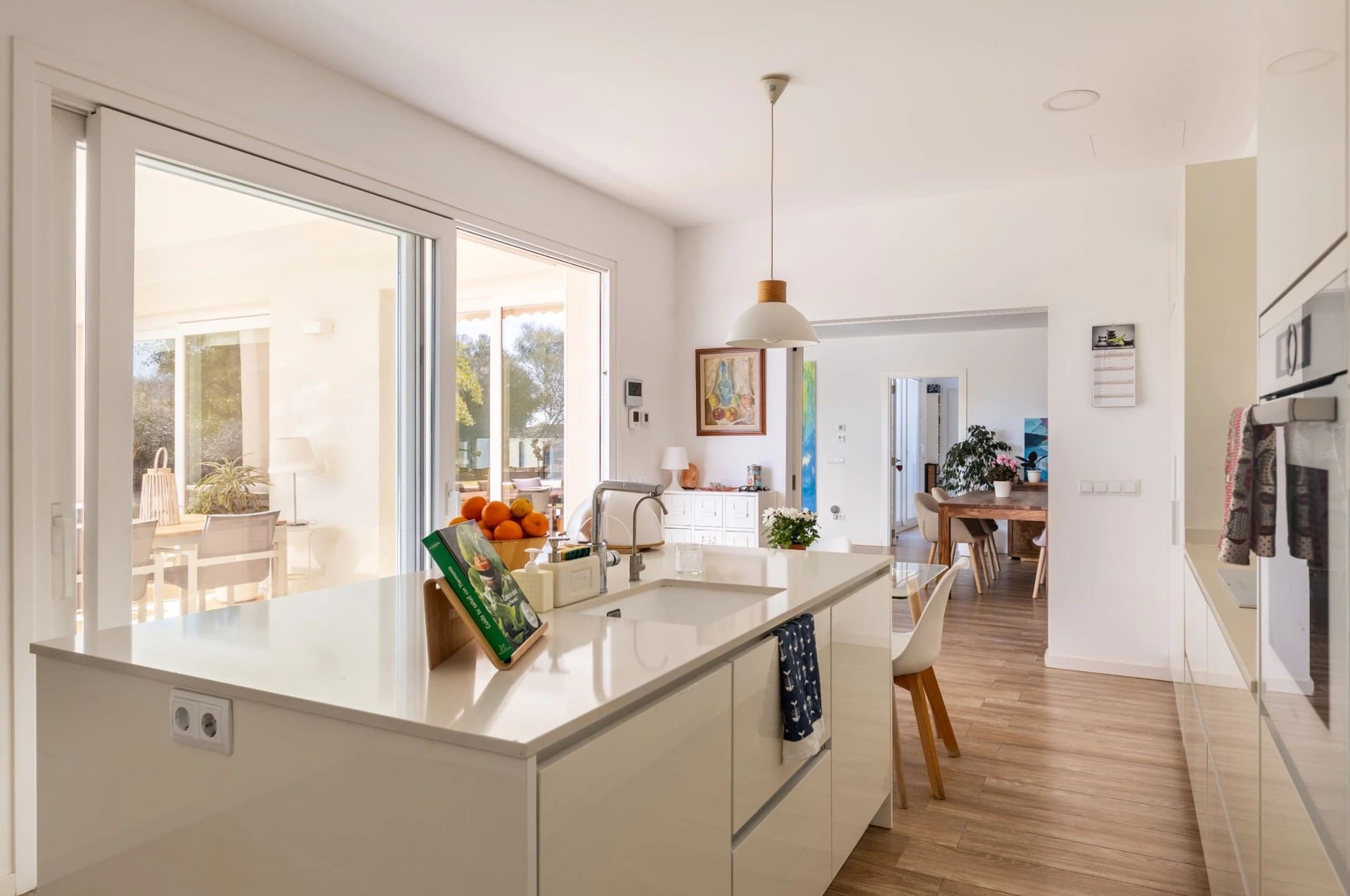 1750353071-f1cace6b-f44c-4a64-8aa7-73792c8e3e5b