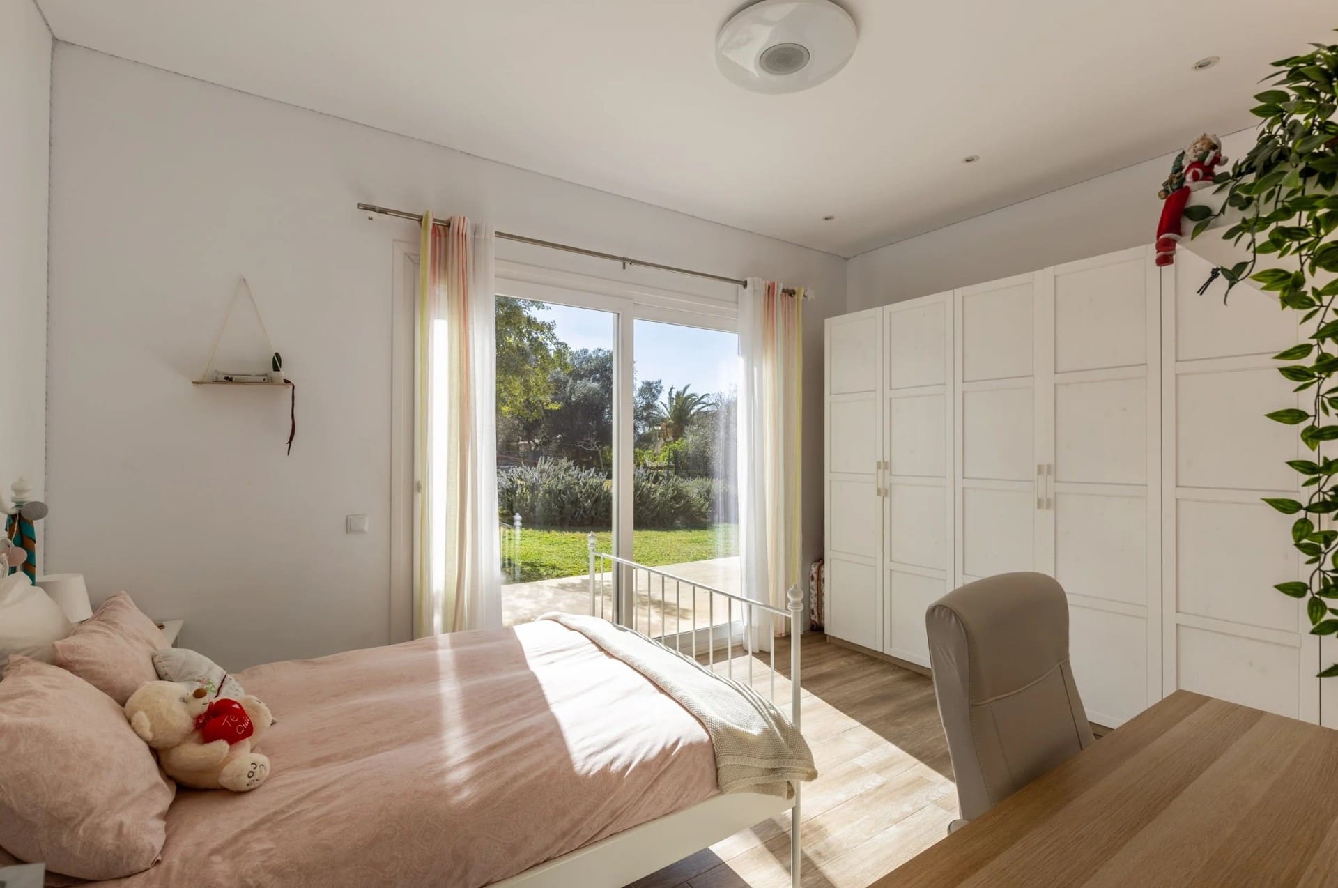 1750353075-4879d9c5-f03f-44d3-88b0-a647591736f1