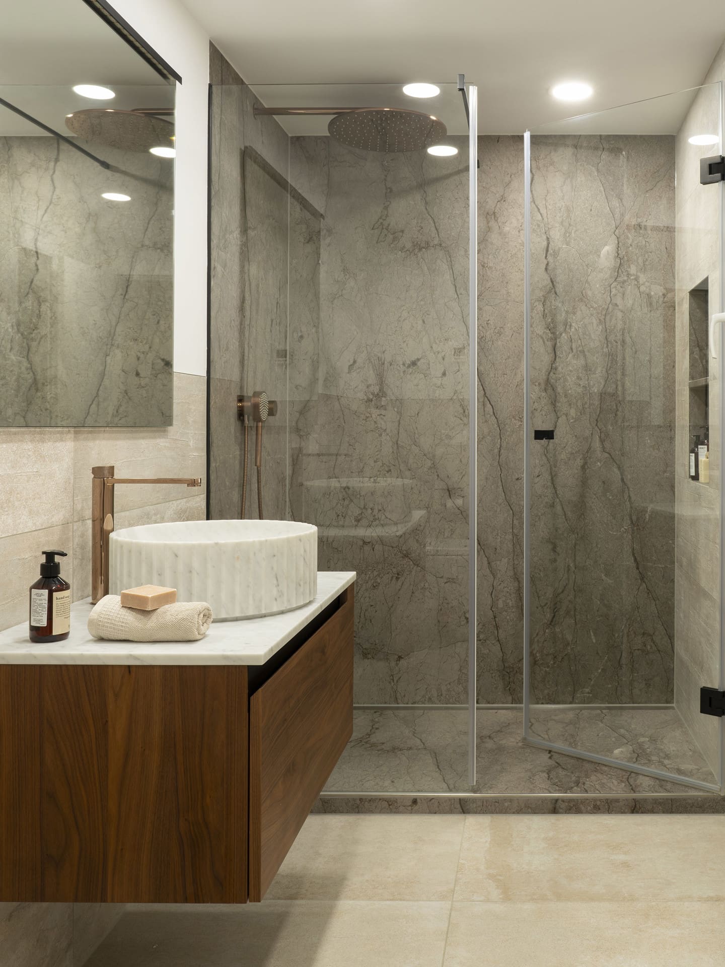 1750353185-b4e04847-d134-4cd7-ae1a-dd7162c80386