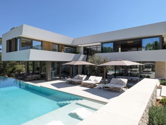 MODERN VILLA IN SANTA PONÇA | Homes In Mallorca