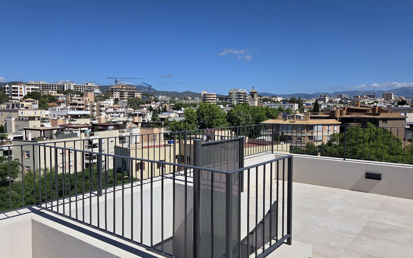 Luxury Apartments in Bellver Place 5 with Palmallorca Luxury Apartments in Palma with Palmallorca