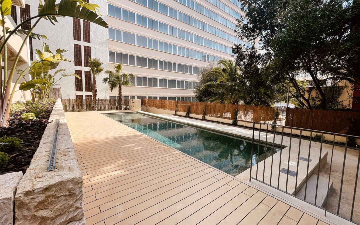 Luxury Apartments in Palma with Bellver Oaks 3 and Palmallorca Luxury Apartments in Palma with Palmallorca