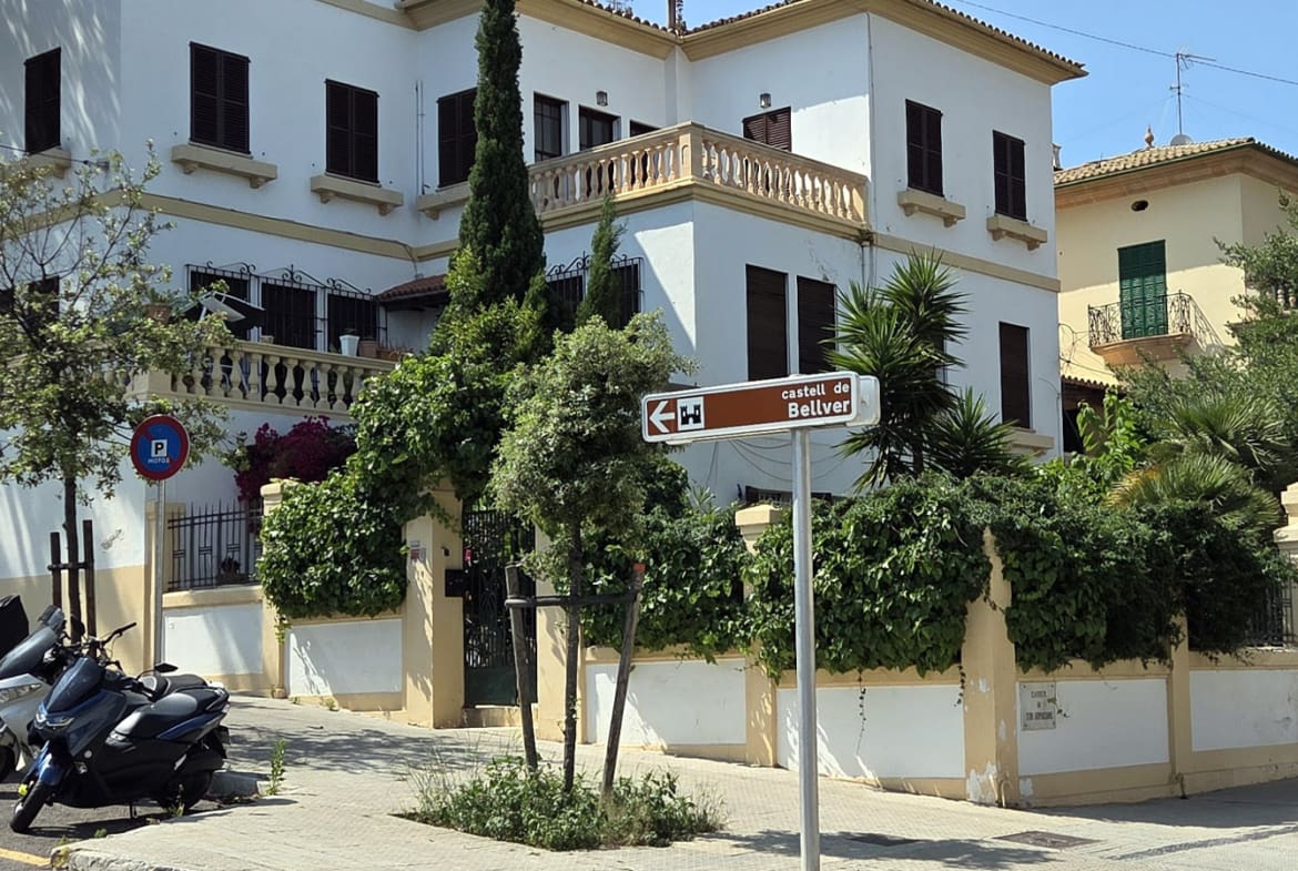 Bellver Local and Luxury Apartments in Palma with Palmallorca